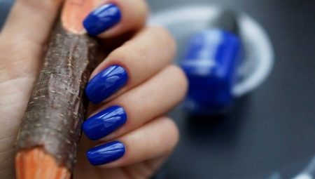 Blue manicure: idées de design et tendances de la mode
