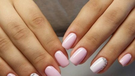 Manucure rose pâle - l'incarnation de la féminité et du charme