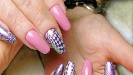 Manucure rose-violet - esthétique et harmonie