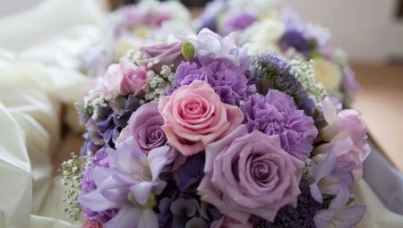 Bouquet de lilas pour la mariée: un choix de couleurs et d'idées de design