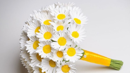 Bouquet de mariée de marguerites: idées de composition et de subtilité de design