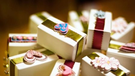 Choisir des cadeaux de mariage drôles