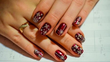 Manucure d'hiver: options de design et tendances de la mode