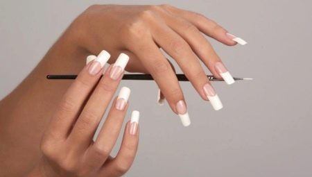 De quoi avez-vous besoin pour l'acrylique pour ongles et comment choisir les matériaux?