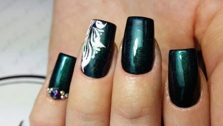 Design et décor de manucure vernis gel 