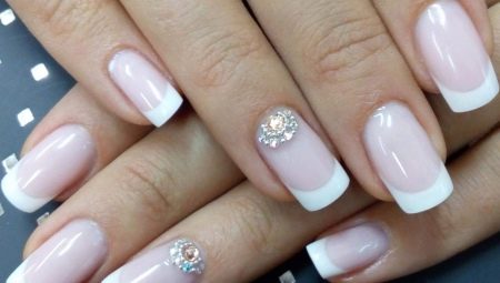 Vernis gel de manucure à la française: des options à créer