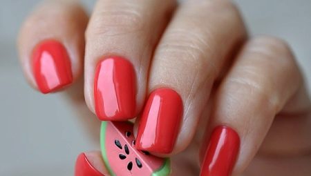 Coral gel lakk: színkombinációk és divat trendek
