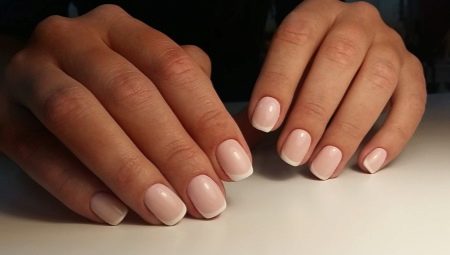 Caractéristiques de la procédure d'extension pour les ongles courts