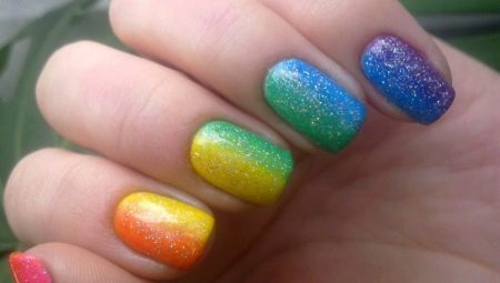 Dégradé vertical sur les ongles