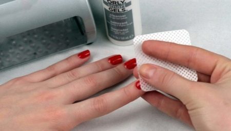 Serviettes non pelucheuses pour manucure: de quoi s'agit-il et pourquoi en ont-elles besoin?