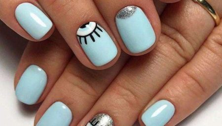 Idées Blue Nail Art pour ongles courts