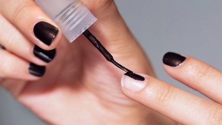 Comment se maquiller vous-même avec précision et en douceur?