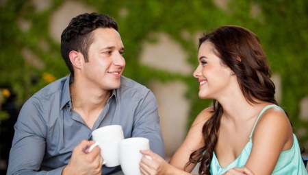 Comment choisir des mots pour une fille qui aime?
