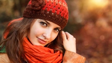 Quelles couleurs dans les vêtements, le maquillage et les accessoires conviennent aux femmes aux cheveux bruns?