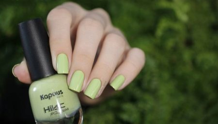 Caractéristiques et palette de couleurs du vernis à ongles Kapous