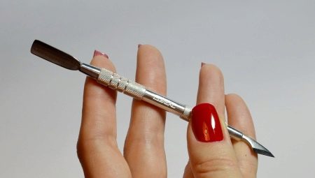 Poussoir pour manucure: de quoi s'agit-il, comment choisir et utiliser?