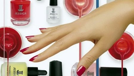 Combien de temps la gomme laque conserve-t-elle les ongles et de quoi dépend-elle?
