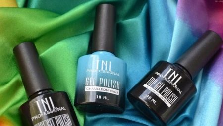 Tout sur les dessus pour les ongles