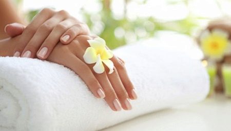 Tout sur la manucure japonaise