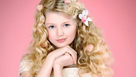Coiffures de fête pour les filles aux cheveux longs