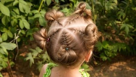 Coiffures pour les filles 2-3 ans pour les cheveux courts