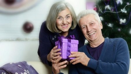 Que donner aux parents du mari pour le nouvel an?