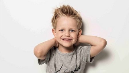 Coupe de cheveux pour enfants: types et tendances