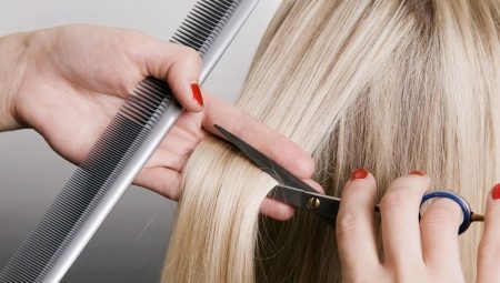 Comment couper les cheveux avec des ciseaux à la maison?