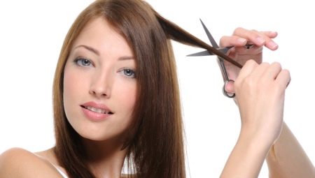 Où mettre vos cheveux après la coupe de cheveux à la maison?