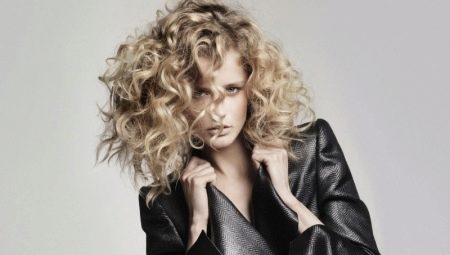 Boucles cassées: de quoi s'agit-il et comment faire?