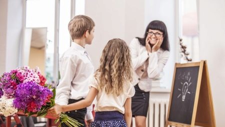 Puis-je donner des cadeaux aux enseignants?