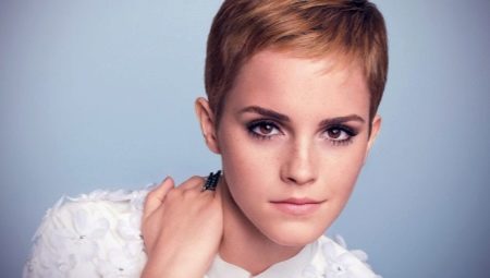 Coiffures pour cheveux courts et fins