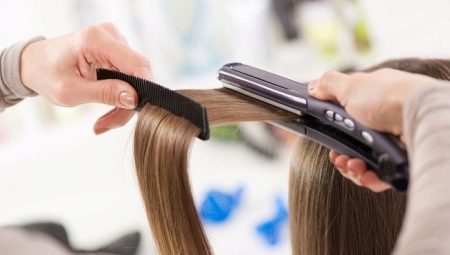 Keratin hajkiegyenesítő eszköz