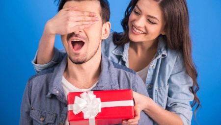 Que donner à un gars pour un mois de relation?