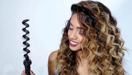 Comment faire des boucles à partir des racines à la maison?
