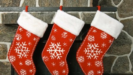 Chaussettes de Noël pour cadeaux: comment choisir et comment le faire soi-même?