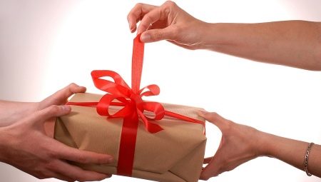 Cadeaux originaux à moins de 500 roubles