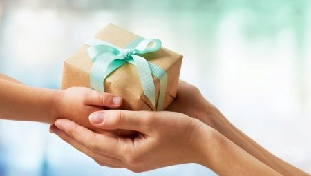 Pourquoi ne pas donner de cadeaux à l'avance?