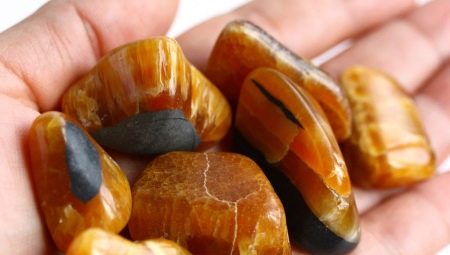 Simbirtsit: que se passe-t-il et à qui cela convient-il?