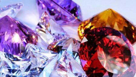 Pierres précieuses: classification, exploitation et types de taille