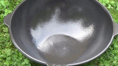 Como limpar um caldeirão?