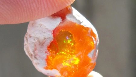 Fire opal: quelles propriétés at-il et où est-il utilisé?