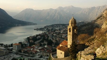 Caractéristiques de loisirs dans la ville de Kotor au Monténégro