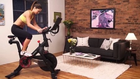 Quoi de mieux: un vélo d’exercice ou un vélo elliptique?