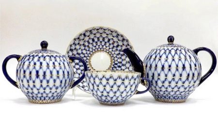 Plats au cobalt: caractéristiques et histoire d'origine