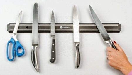 Supports magnétiques pour couteaux: comment choisir et attacher?