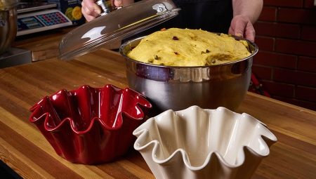 Articles de cuisson de Pâques: variétés et caractéristiques de choix