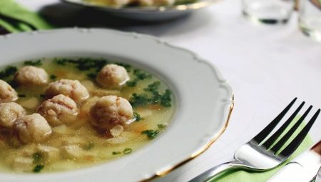 Assiettes creuses: quelles sont les tailles et comment les choisir?
