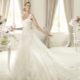 Longue robe de mariée de rêve - c'est quoi?