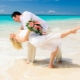 Robe de mariée à la plage dans un style décontracté